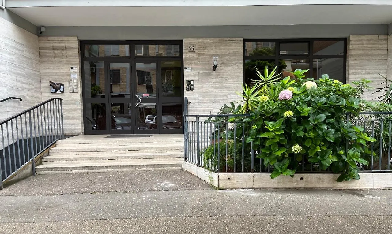 Attico Con Terrazza In Via Dei Traghetti Apartment Lido di Ostia Italy